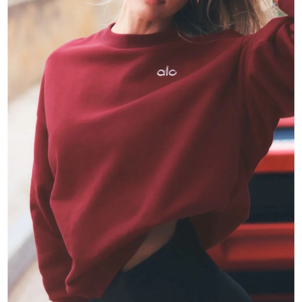 ALO Yoga Burgundy Crewneck Sweatshirt